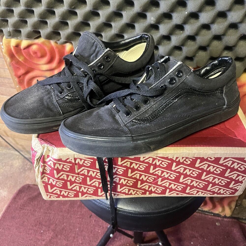 VANS Old Skool Black Men’s Low Top VN000D3HBKA Black/Black Size 9.5 With Box